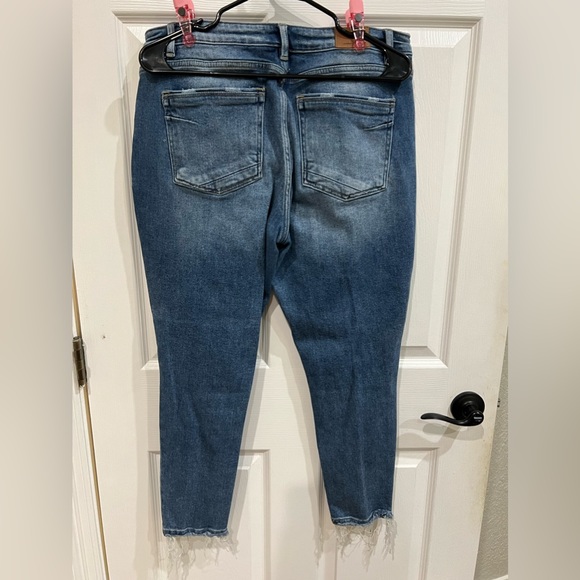 BKE Gabby 33 - Picture 2 of 4